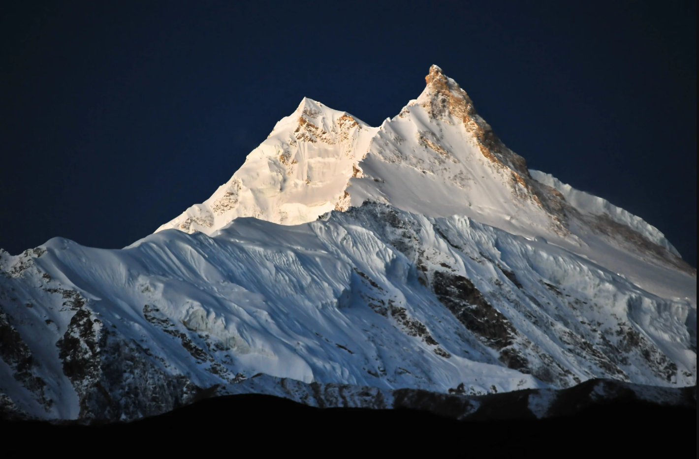 Manaslu Circuit Trek – 14 Days